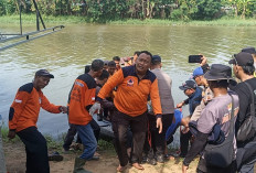 Dua Hari Hilang di Kali Banger, Abdurrahman Ditemukan Mengapung di Pinggir Sungai Banger Pekalongan
