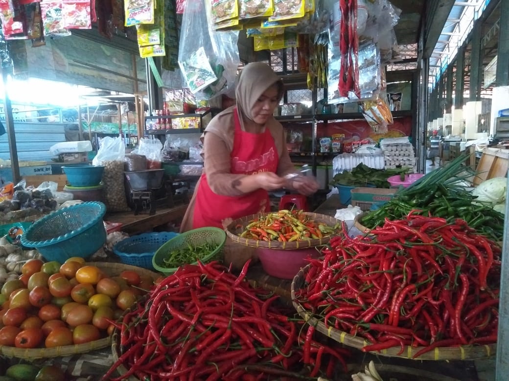 Waduh, Harga Cabai dan Ayam Potong Naik