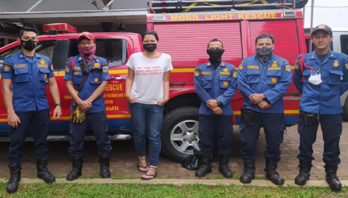 Penyanyi Melanie Subono Panik, Panggil Tim Damkar, Ada Apa?