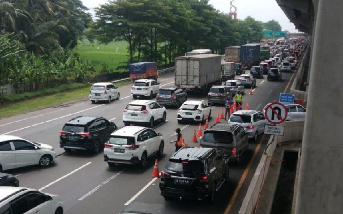 Urai Kemacetan di Tol Jakarta-Cikampek, Jasa Marga Terapkan Tiga Rekayasa Lalu Lintas