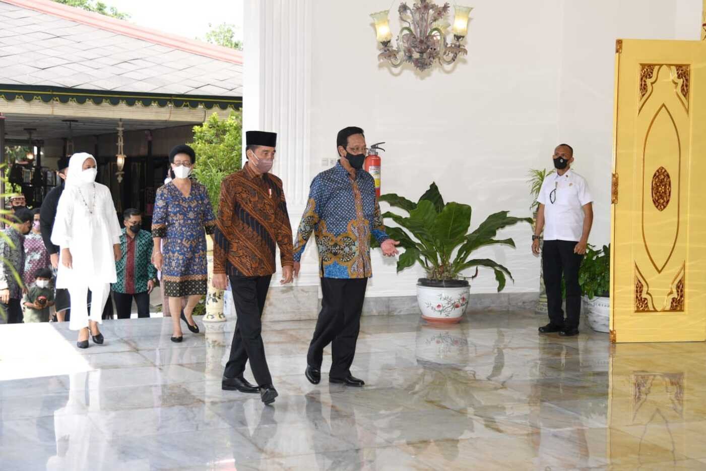 Hari Pertama Lebaran, Presiden Jokowi Temui Sultan Hamengkubowono X